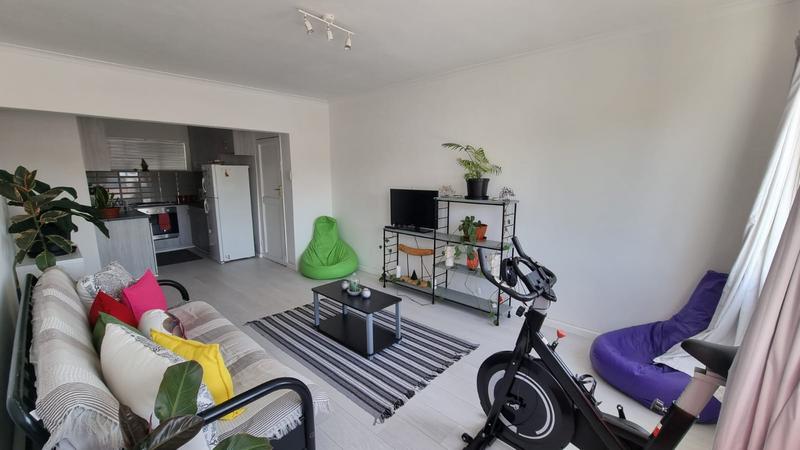 To Let 2 Bedroom Property for Rent in Woodstock Western Cape